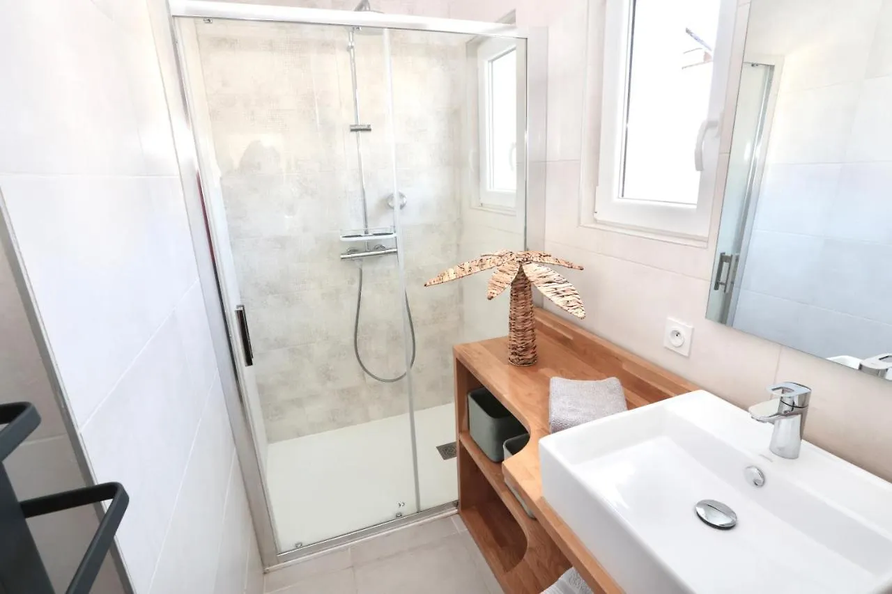 Appartement Cosy'S Olivier à Larmor-Plage 0*,